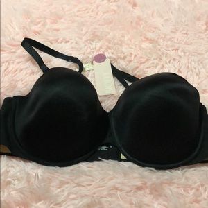 Victoria Secret Bra size 38DD,NWT